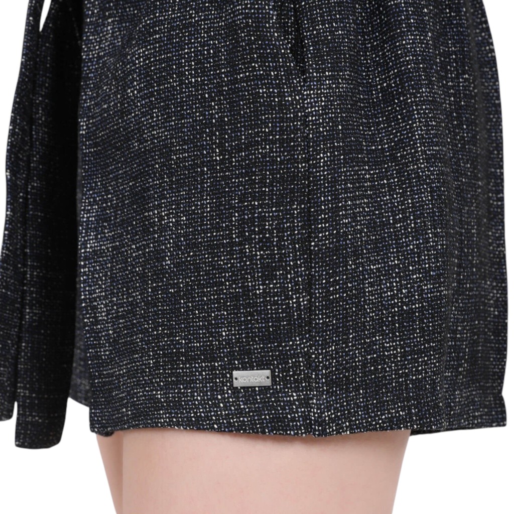 Short femme avec poche côté en Tweed