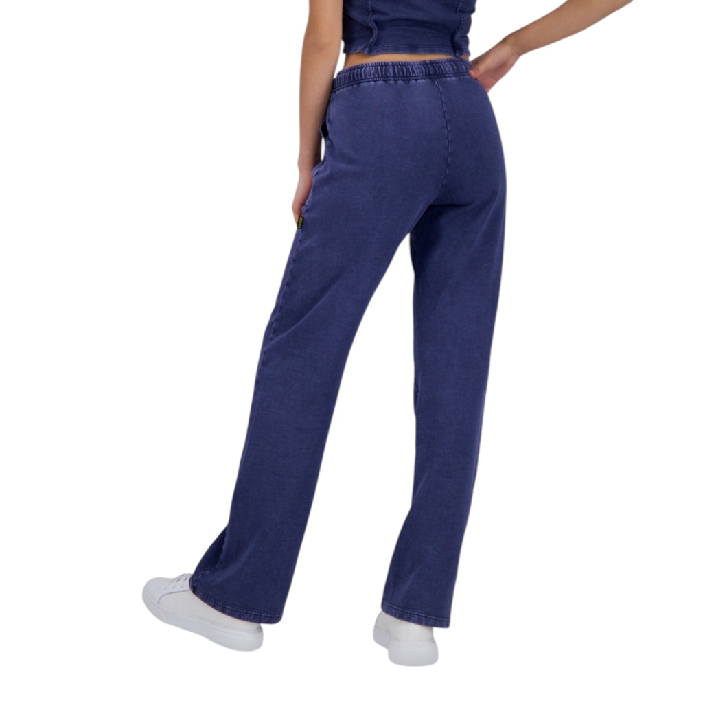 Jogger délavé jambe droite femme avec poches plaquées