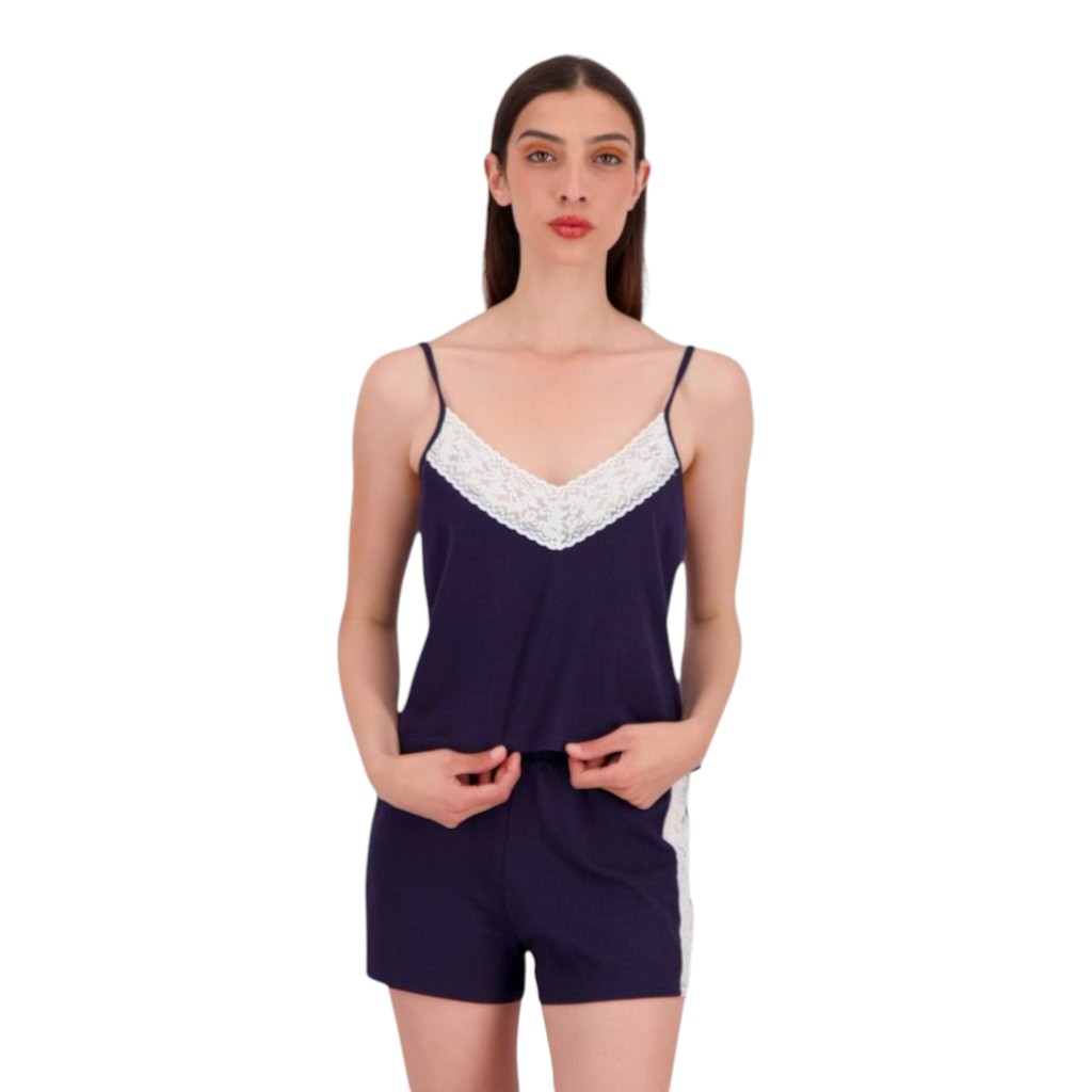 Ensemble femme bretelle et short avec dentelle fine
