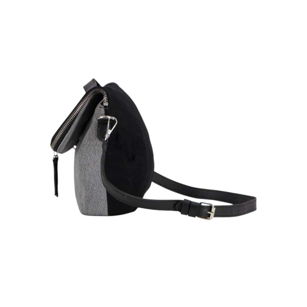 Pochette avec bandouliere en jeans et cuir