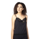 Ensemble femme bretelle et pantacourt avec dentelle